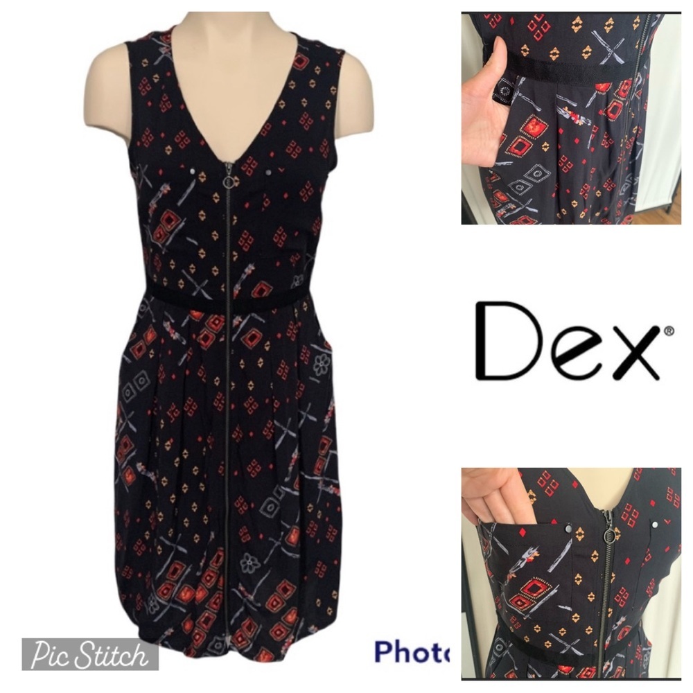 3/$30! Like New DEX Boho Pattern Zipper Front Dress